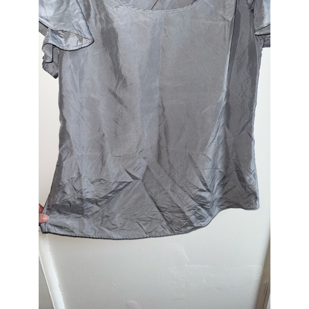 Banana Republic 100% Silk Silver Grey Flutter Sleeve Ruffle Top Small - Picture 8 of 8